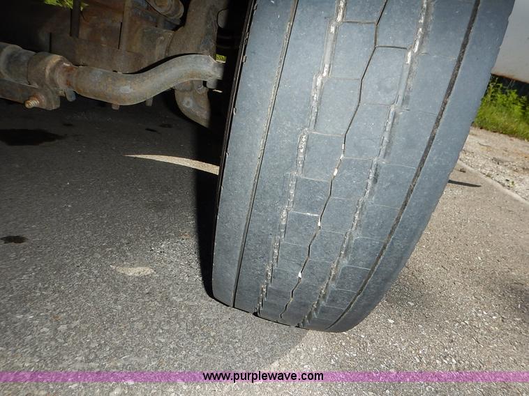 image for item K1515 2000 Ford F450 Super Duty XL dump flatbed truck