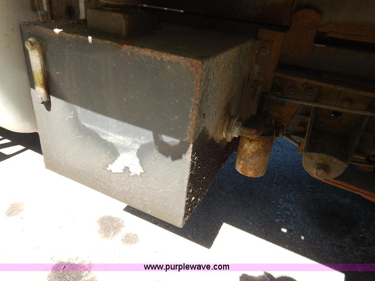 image for item K1515 2000 Ford F450 Super Duty XL dump flatbed truck