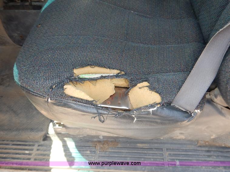 image for item K1535 2002 Chevrolet Silverado 2500 Ext. Cab pickup truck