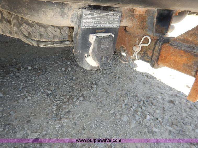 image for item K1535 2002 Chevrolet Silverado 2500 Ext. Cab pickup truck