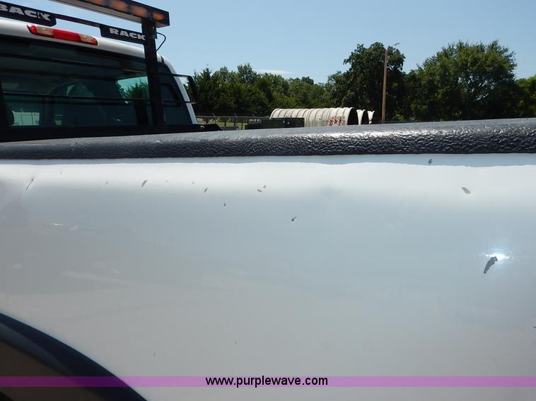 image for item K1535 2002 Chevrolet Silverado 2500 Ext. Cab pickup truck