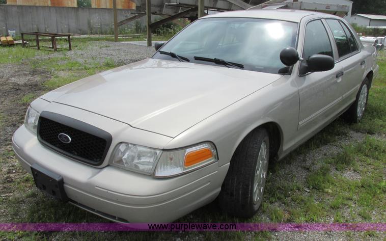 image for item K2175 2009 Ford Crown Victoria Police Interceptor