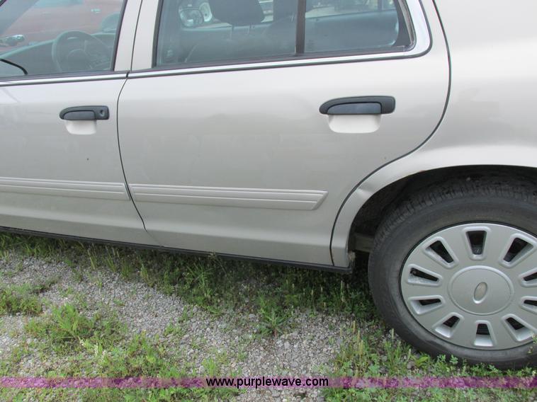 image for item K2175 2009 Ford Crown Victoria Police Interceptor