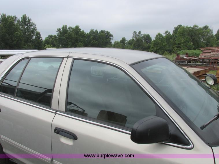 image for item K2175 2009 Ford Crown Victoria Police Interceptor