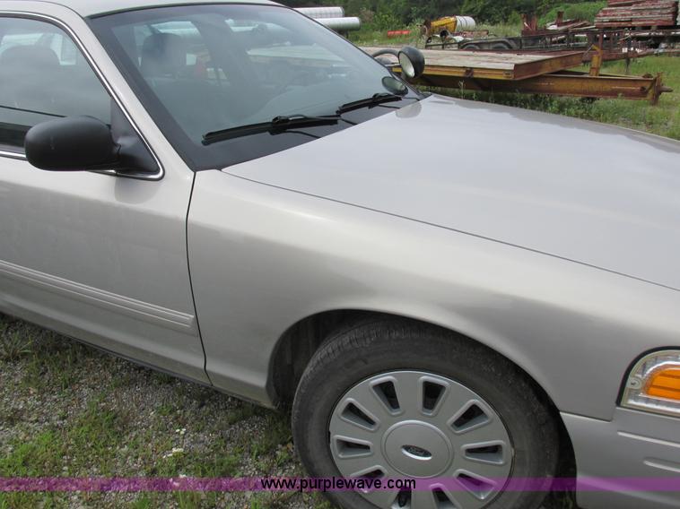image for item K2175 2009 Ford Crown Victoria Police Interceptor