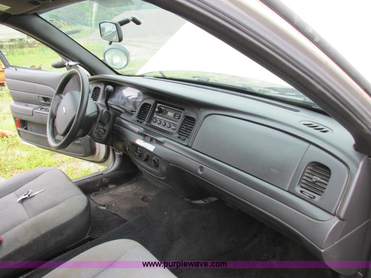 image for item K2175 2009 Ford Crown Victoria Police Interceptor