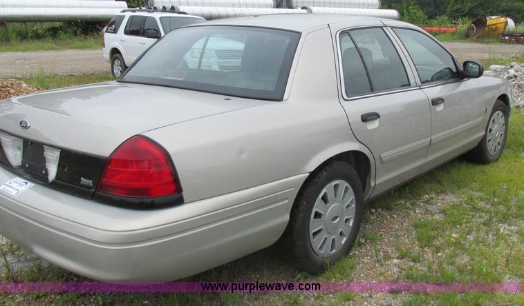 image for item K2176 2010 Ford Crown Victoria Police Interceptor