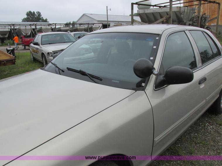image for item K2176 2010 Ford Crown Victoria Police Interceptor
