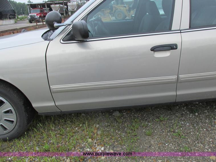 image for item K2176 2010 Ford Crown Victoria Police Interceptor