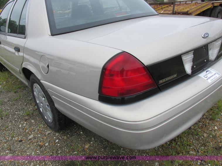image for item K2176 2010 Ford Crown Victoria Police Interceptor