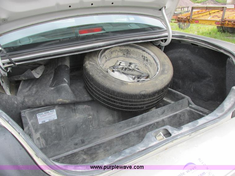 image for item K2176 2010 Ford Crown Victoria Police Interceptor