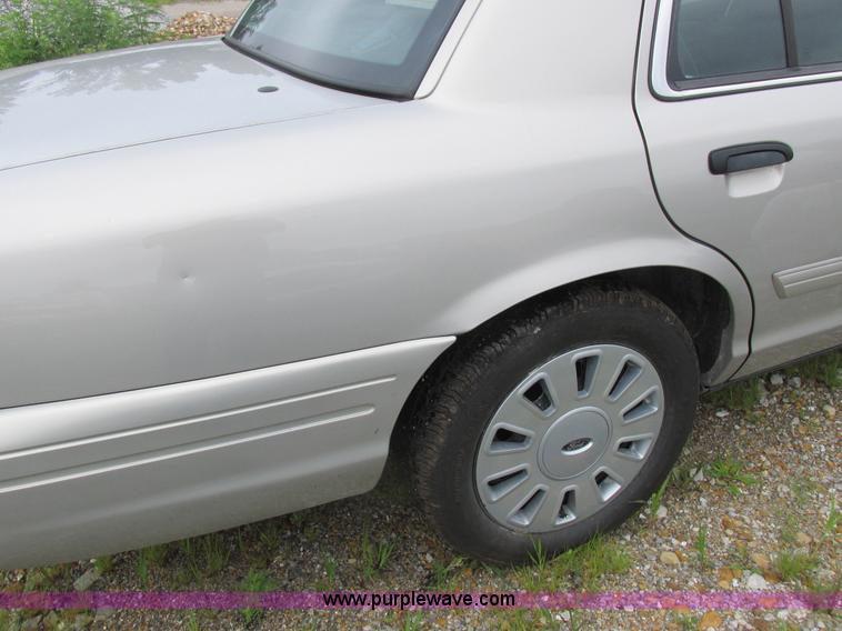 image for item K2176 2010 Ford Crown Victoria Police Interceptor