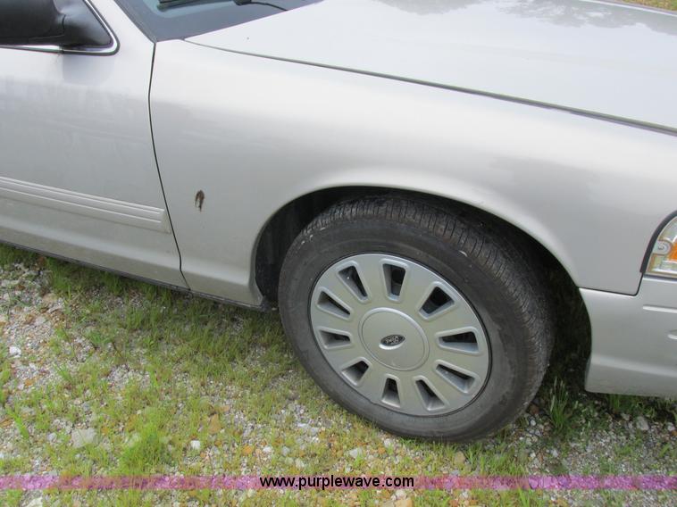 image for item K2176 2010 Ford Crown Victoria Police Interceptor