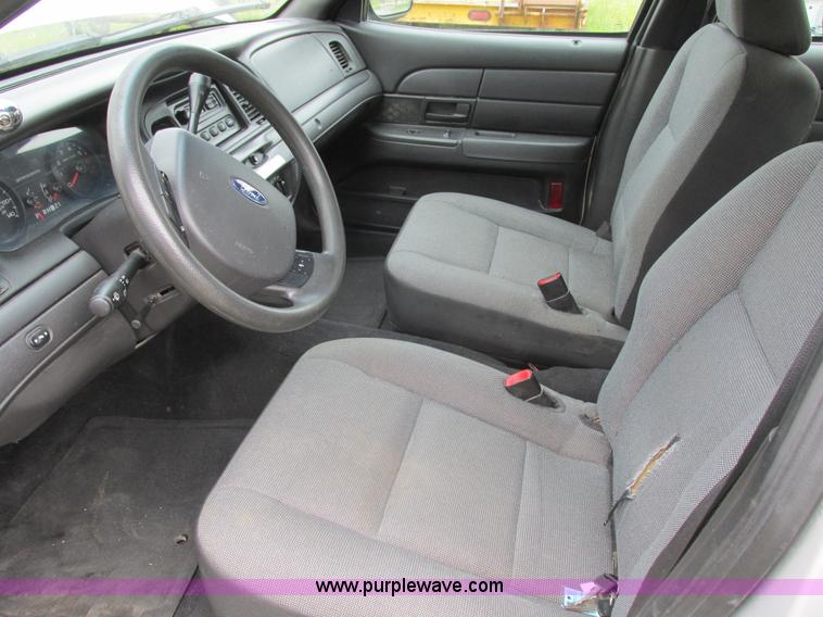 image for item K2176 2010 Ford Crown Victoria Police Interceptor