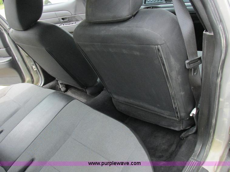 image for item K2176 2010 Ford Crown Victoria Police Interceptor