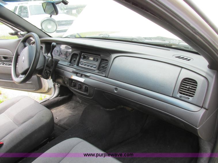 image for item K2176 2010 Ford Crown Victoria Police Interceptor