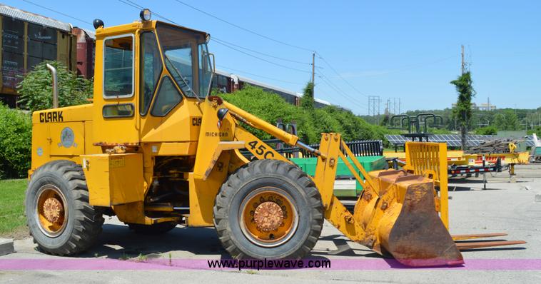 image for item K6040 Clark Michigan 45C wheel loader