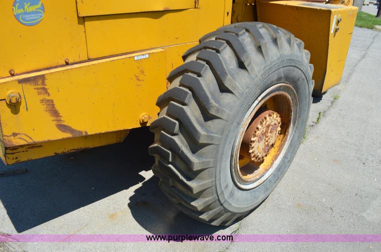 image for item K6040 Clark Michigan 45C wheel loader