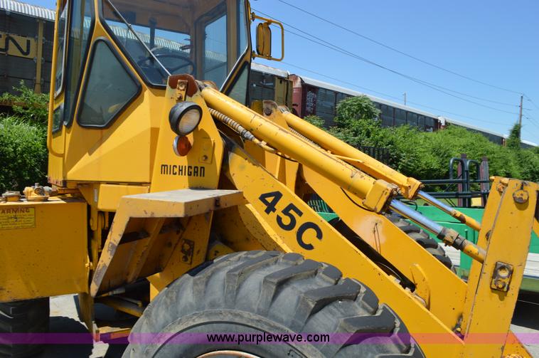 image for item K6040 Clark Michigan 45C wheel loader