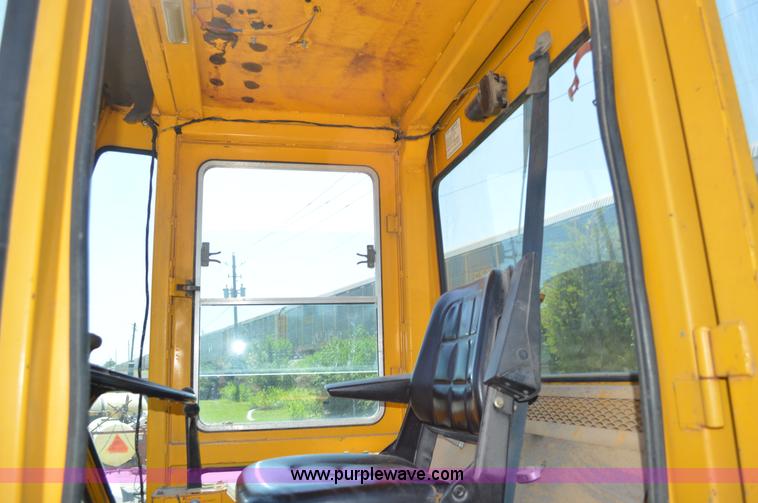 image for item K6040 Clark Michigan 45C wheel loader