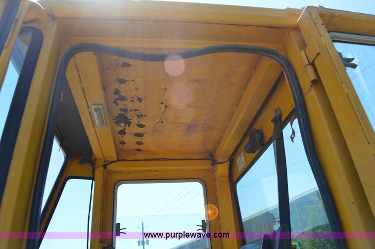 image for item K6040 Clark Michigan 45C wheel loader