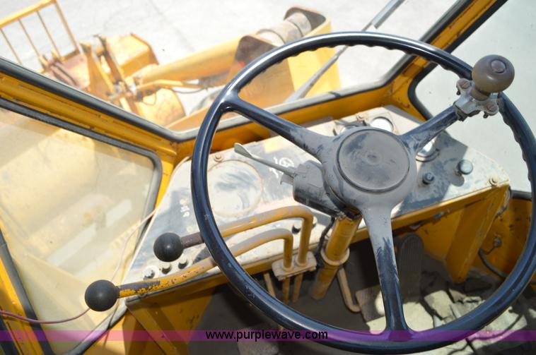 image for item K6040 Clark Michigan 45C wheel loader