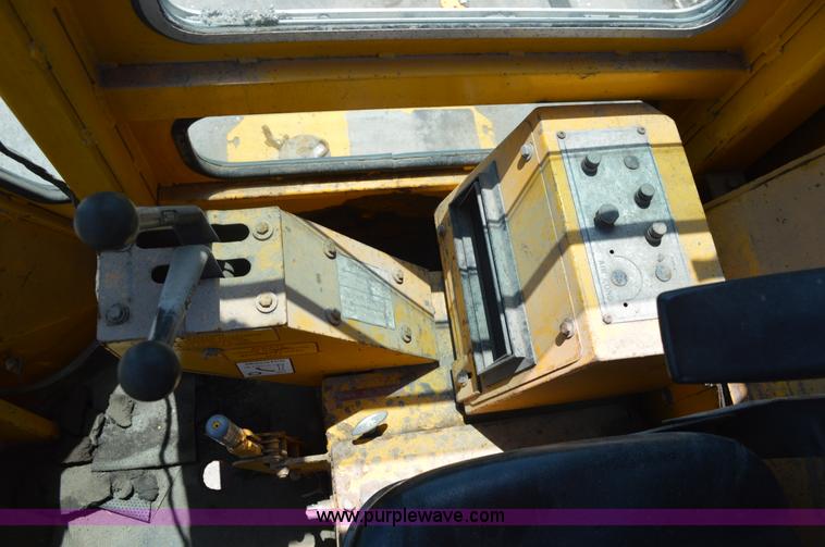 image for item K6040 Clark Michigan 45C wheel loader