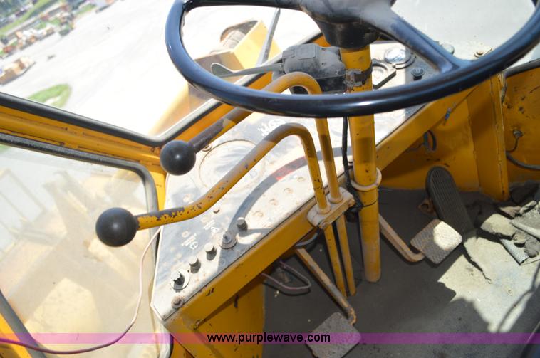 image for item K6040 Clark Michigan 45C wheel loader