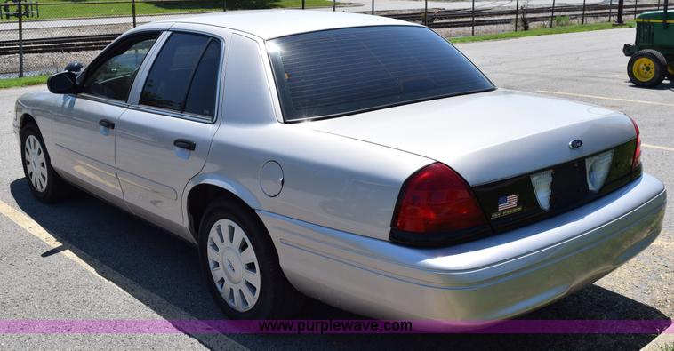 image for item K6042 2008 Ford Crown Victoria Police Interceptor