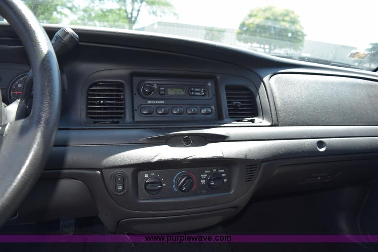 image for item K6042 2008 Ford Crown Victoria Police Interceptor