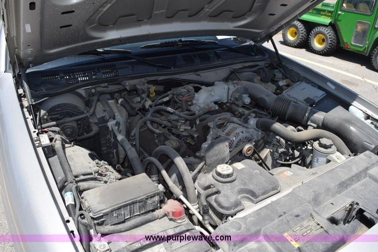 image for item K6042 2008 Ford Crown Victoria Police Interceptor