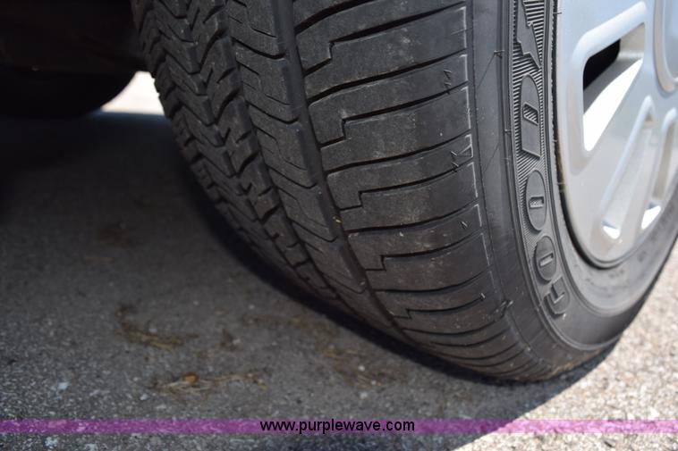 image for item K6042 2008 Ford Crown Victoria Police Interceptor