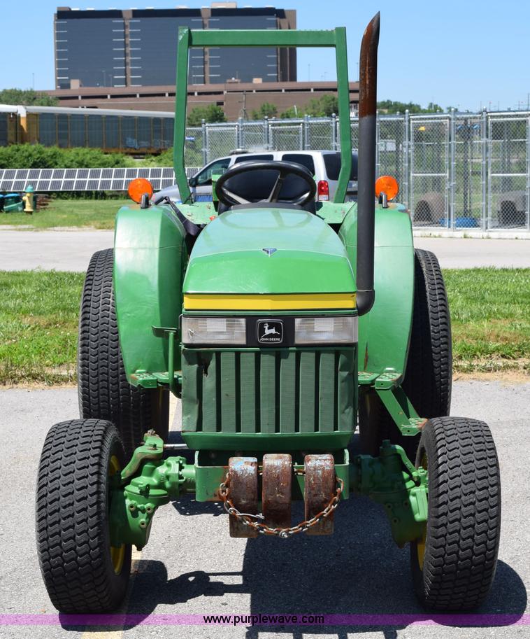 image for item K6043 John Deere 870 tractor