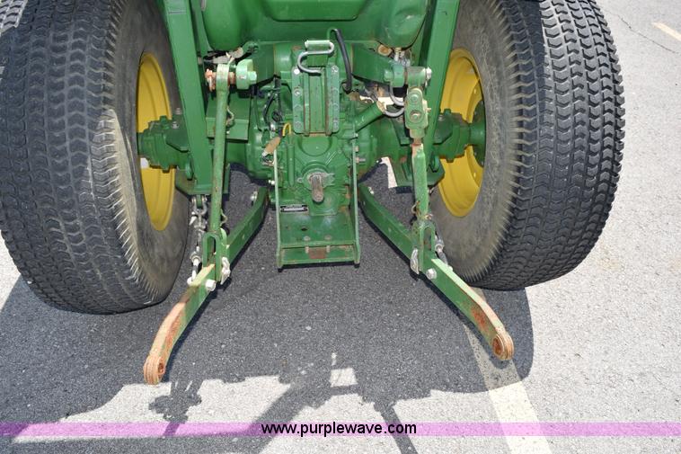 image for item K6043 John Deere 870 tractor