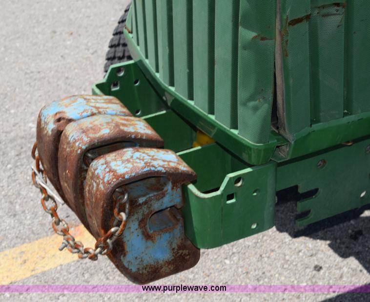 image for item K6043 John Deere 870 tractor