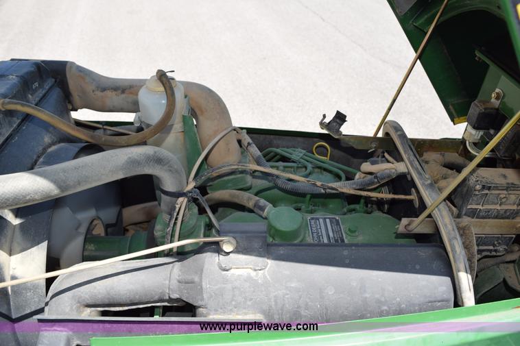 image for item K6043 John Deere 870 tractor