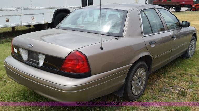 image for item K6116 2005 Ford Crown Victoria Police Interceptor