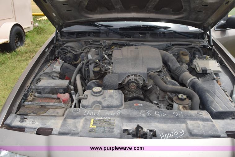 image for item K6116 2005 Ford Crown Victoria Police Interceptor