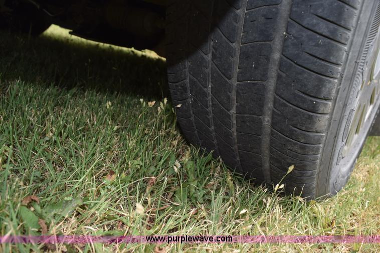 image for item K6116 2005 Ford Crown Victoria Police Interceptor