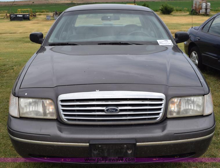 image for item K6117 1998 Ford Crown Victoria Police Interceptor