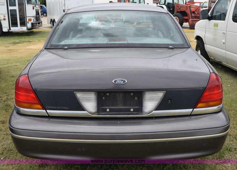 image for item K6117 1998 Ford Crown Victoria Police Interceptor