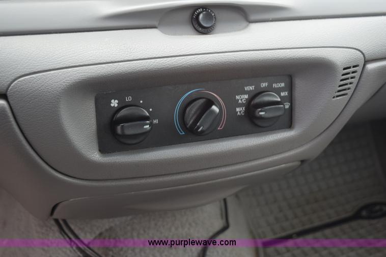 image for item K6118 2000 Ford Crown Victoria Police Interceptor