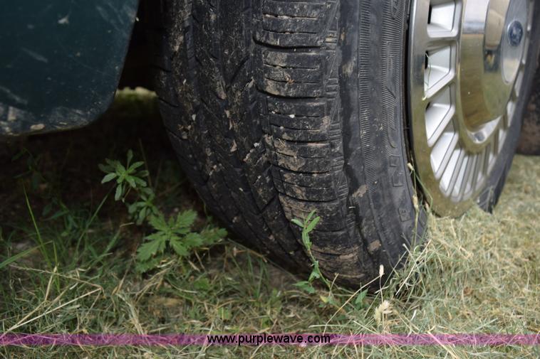 image for item K6118 2000 Ford Crown Victoria Police Interceptor