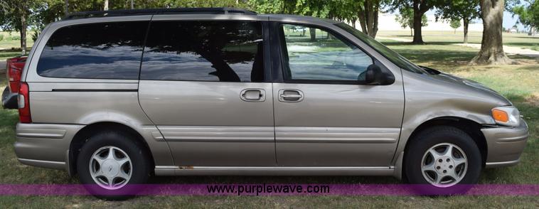 image for item K6121 1999 Oldsmobile Silhouette van