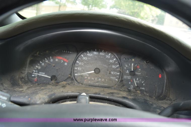 image for item K6121 1999 Oldsmobile Silhouette van