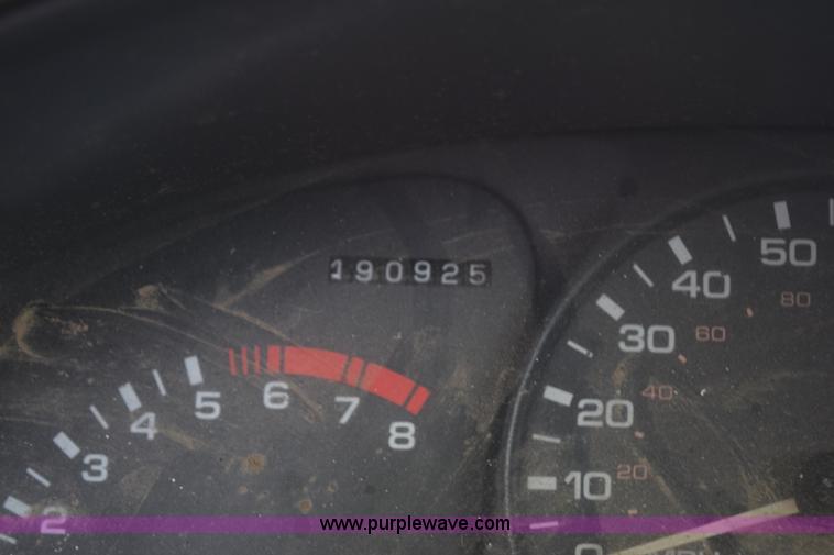 image for item K6121 1999 Oldsmobile Silhouette van