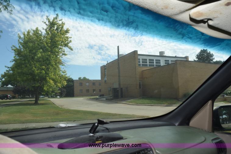 image for item K6121 1999 Oldsmobile Silhouette van