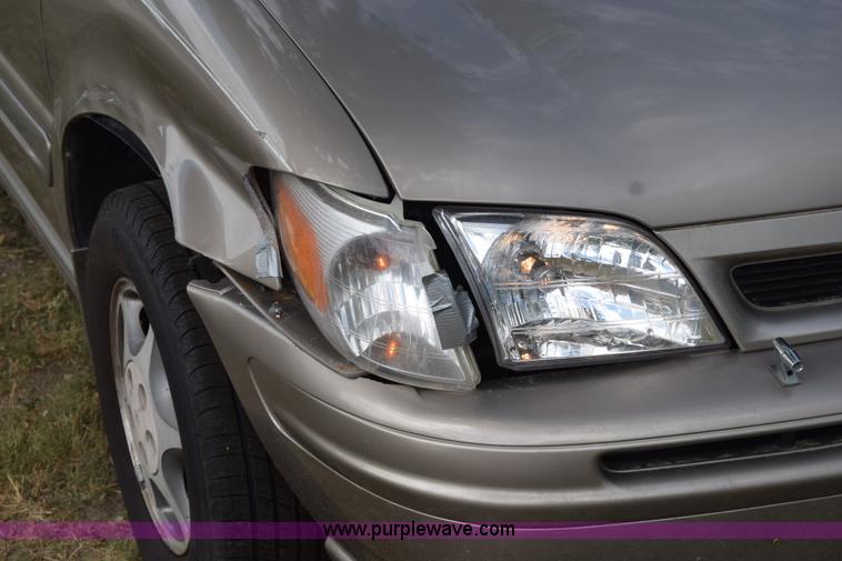 image for item K6121 1999 Oldsmobile Silhouette van