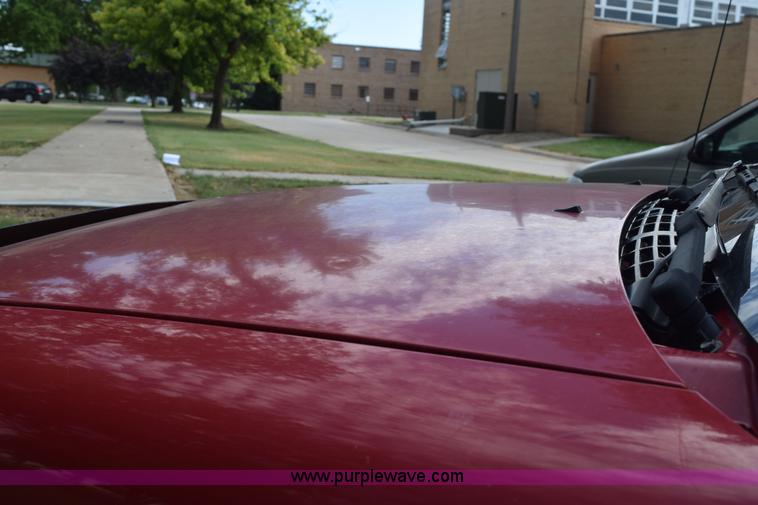 image for item K6122 1994 Chevrolet S10 pickup truck