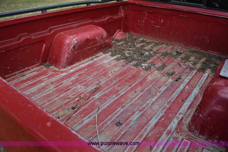 image for item K6122 1994 Chevrolet S10 pickup truck